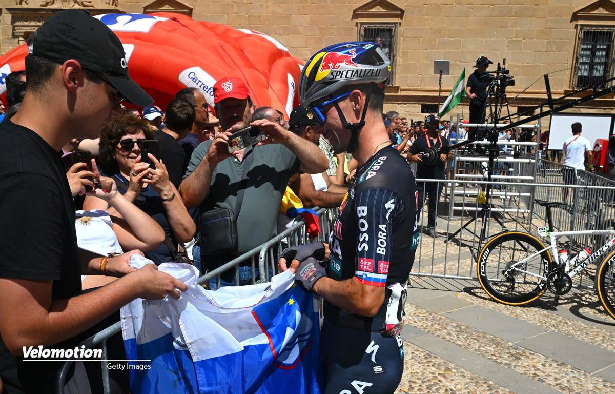 Vuelta-a-Espana-8-Roglic-bezwingt-Mas-im-Bergauf-Sprint