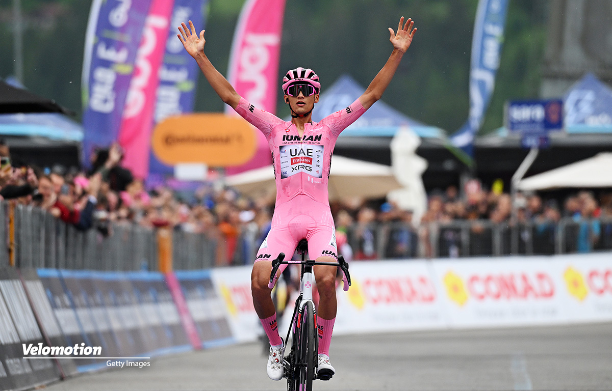 Giro-d-Italia-17-Isaac-del-Toro-feiert-seinen-ersten-Grand-Tour-Etappensieg