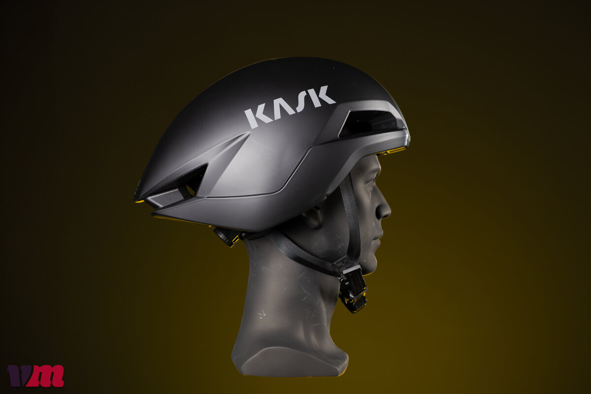 Alle-Teamhelme-der-Tour-de-France-Der-Aero-Helm-von-Ineos-Grenadiers-Kask-Nirvana
