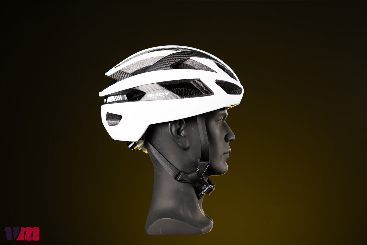 Alle-Teamhelme-der-Tour-de-France-Der-Helm-von-Bahrain-Victorious-Rudy-Project-Rebel