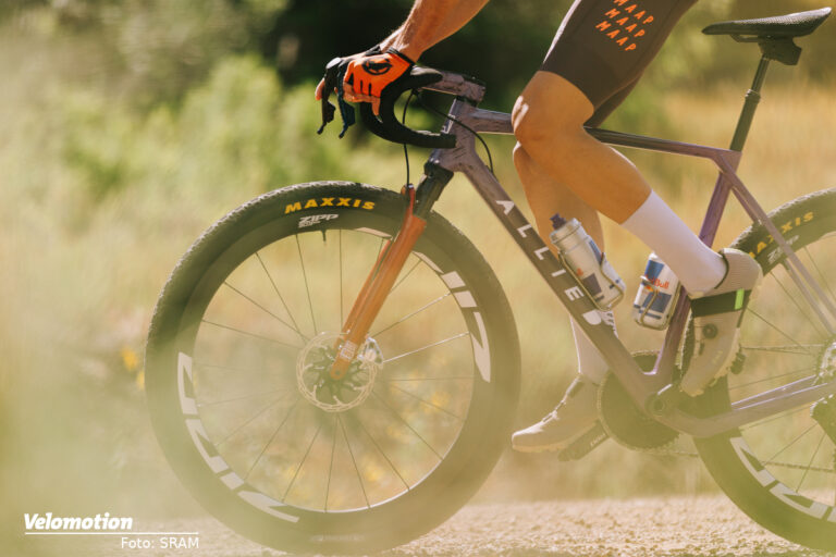 GT Gutterball: Wings in single mode - velomotion