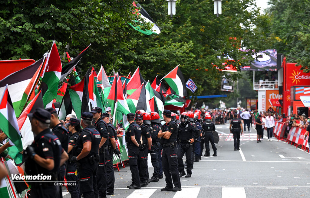 Vuelta a Espana Demonstrationen Israel Premier Tech