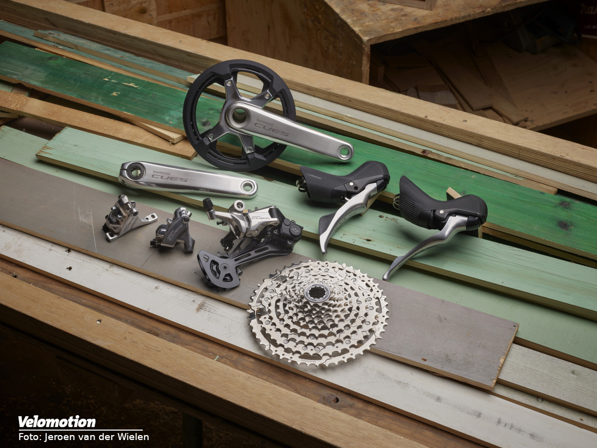 SHIMANO CUES Polished Silver Sonderedition