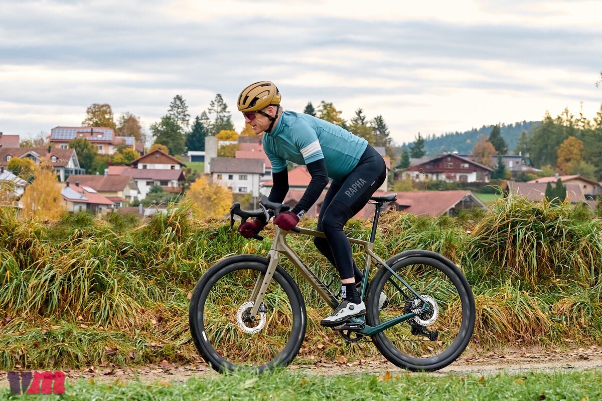 Leichter-Allrounder-mit-top-Ausstattung-Merida-Silex-9000