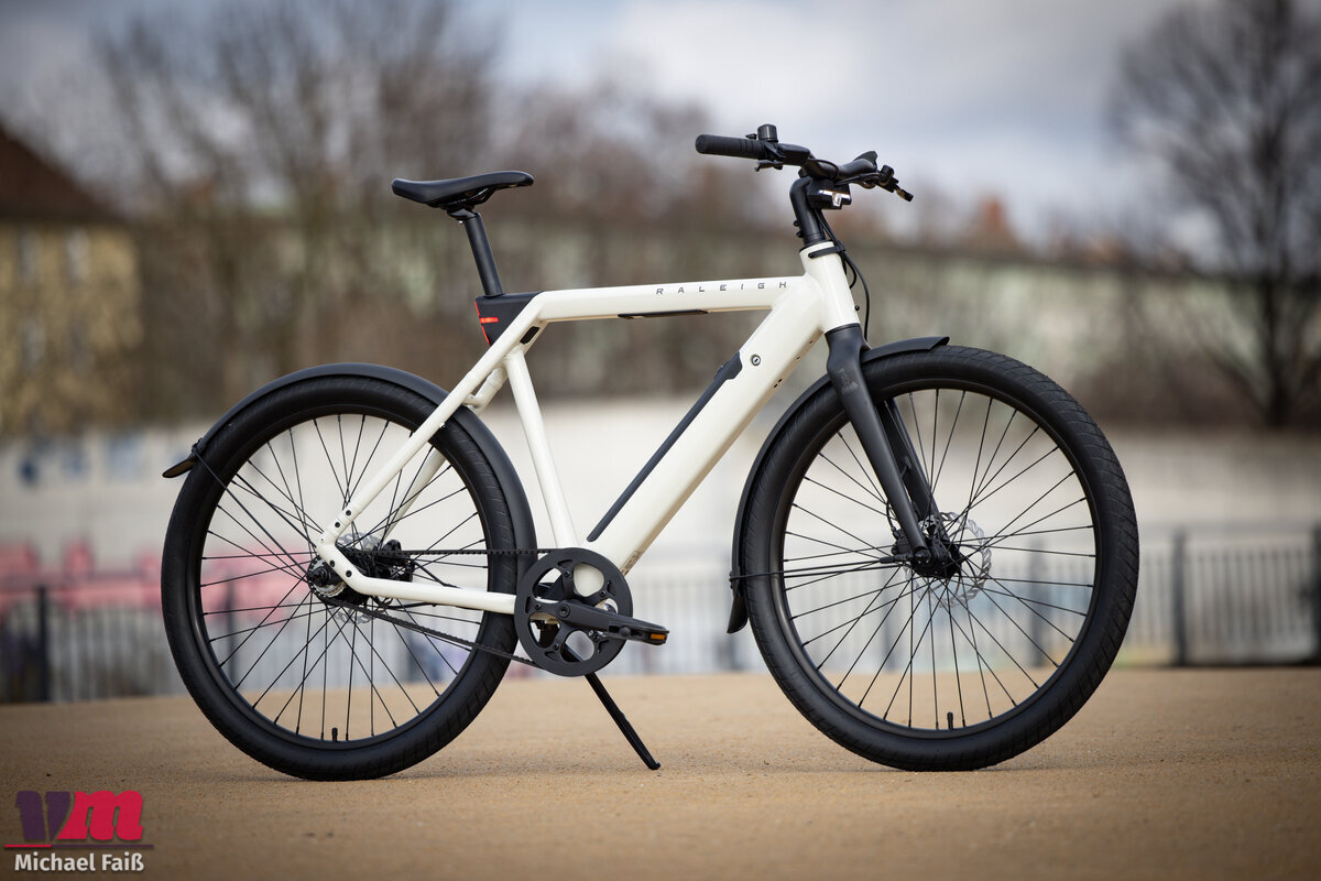 Raleigh-ONE-im-Test-Style-Statement-der-Traditionsmarke