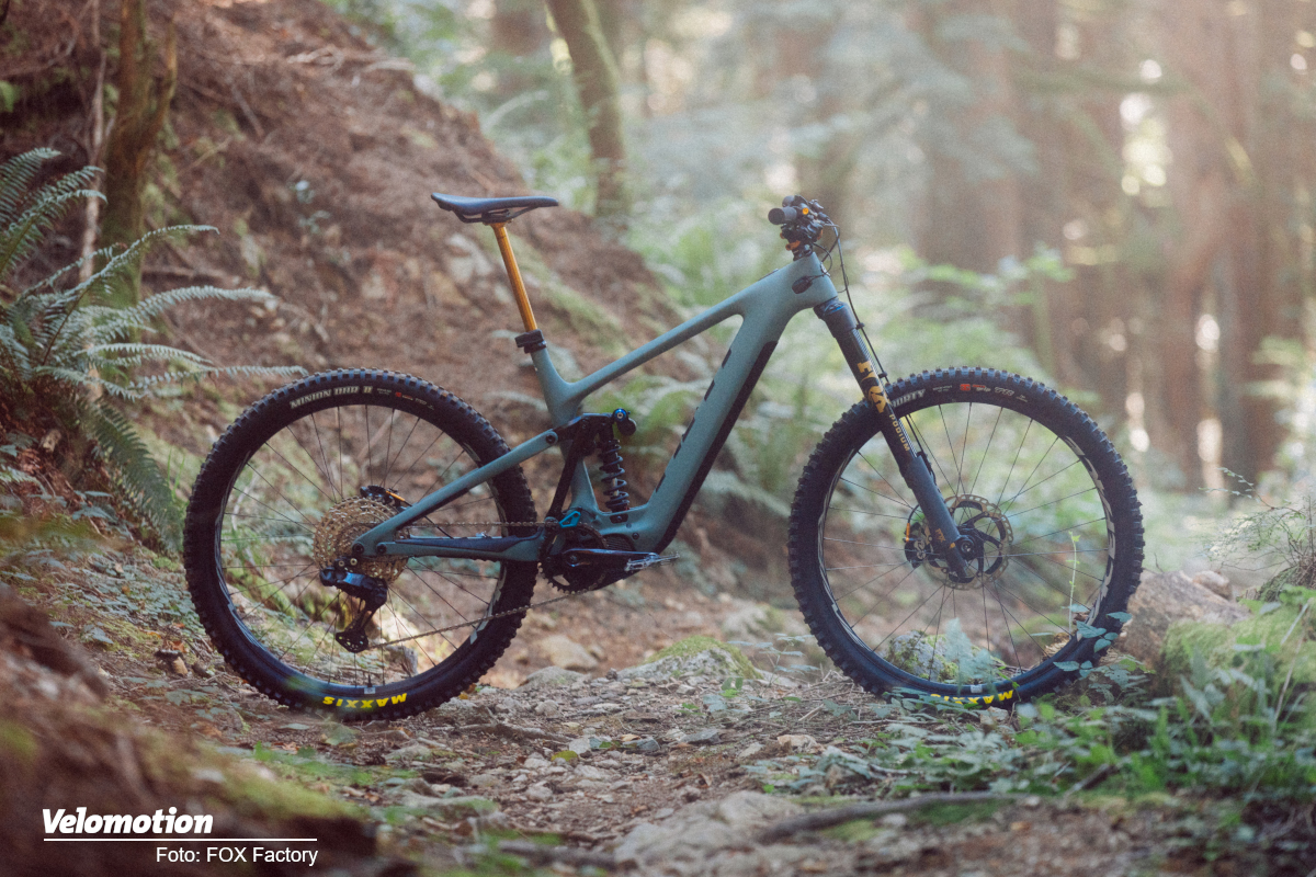 kabellose-dropper-sattelst-tze-mit-225-mm-l-nge-die-neue-fox-transfer-neo-225