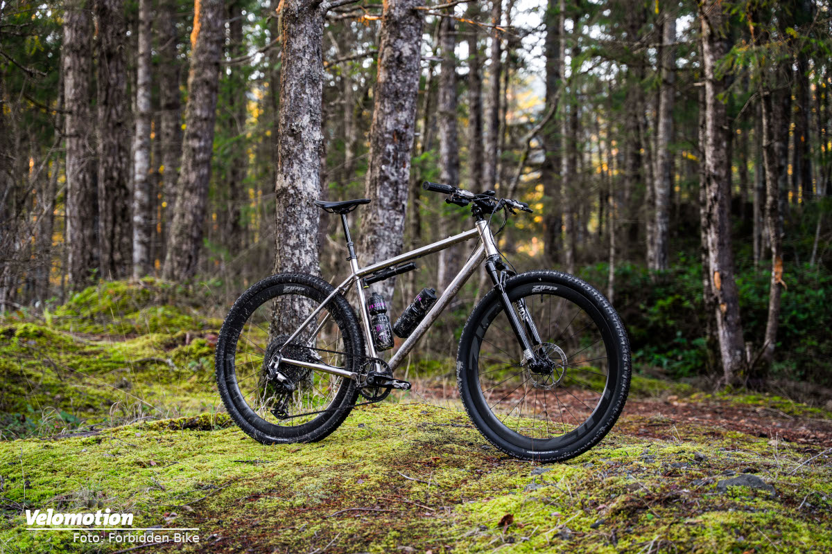 Forbidden Bike Company präsentiert zwei neue Titan-Hardtails