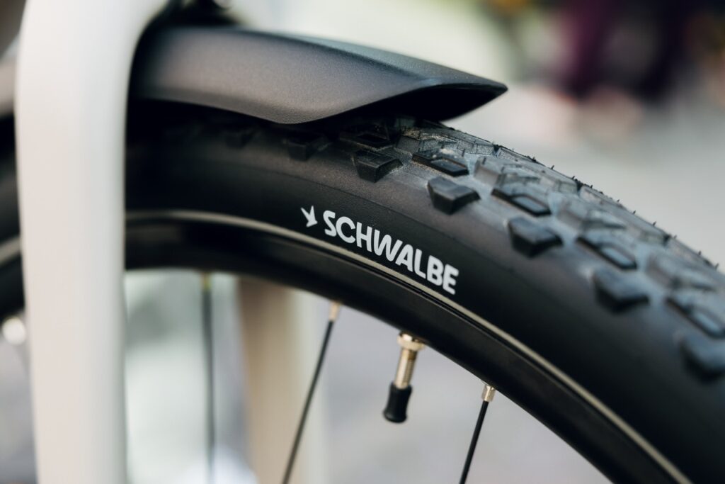 Schwalbe Motion Land Cruiser