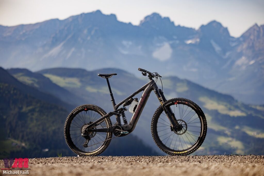 Santa Cruz Bullit