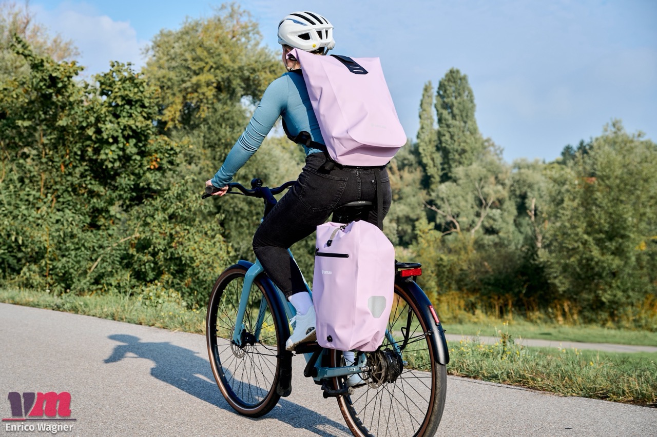 Der Ortlieb Back-Roller fasst 20 Liter im Hauptfach sowie weitere 3 Liter in einer Reißverschlusstasche und kostet 110 Euro (UVP).