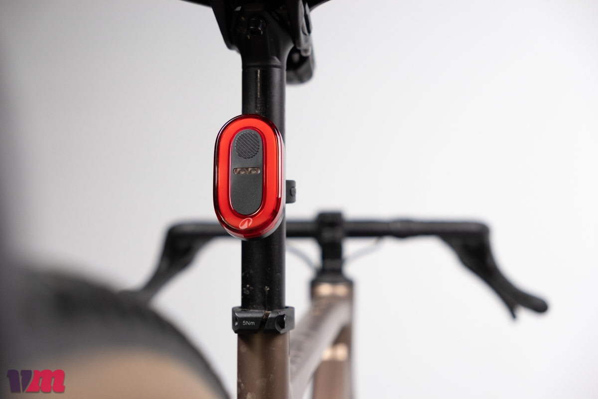 Light Intensity Drizzle Decathlon ST930 bicycle light set - Velomotion