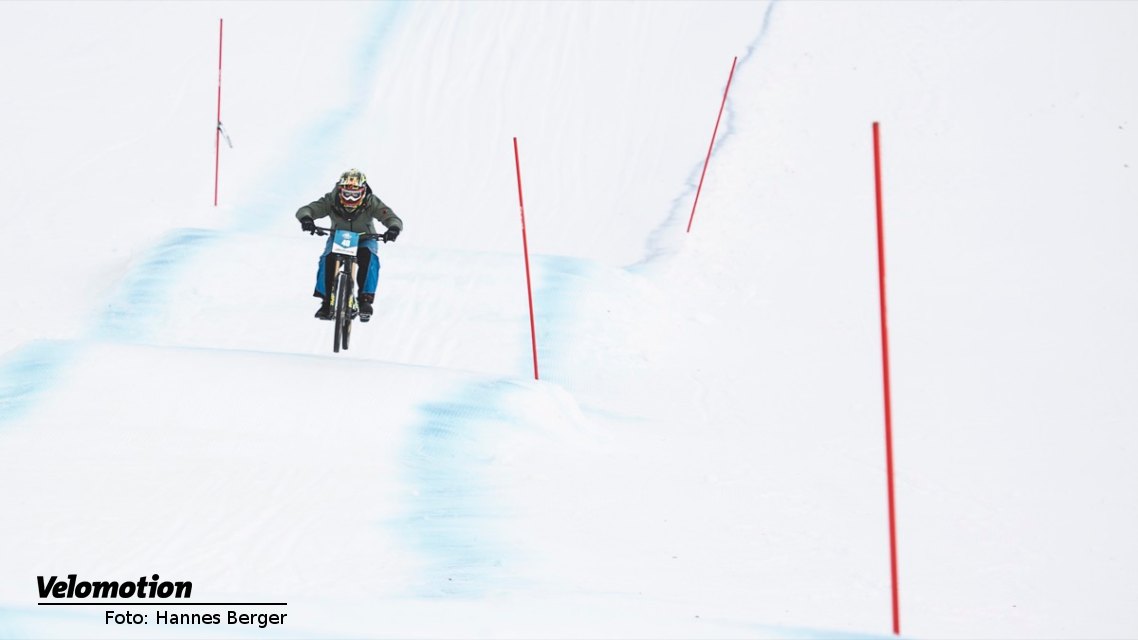 Ride-Hard-on-Snow-Lienz_Foto(c)Hannes-Berger