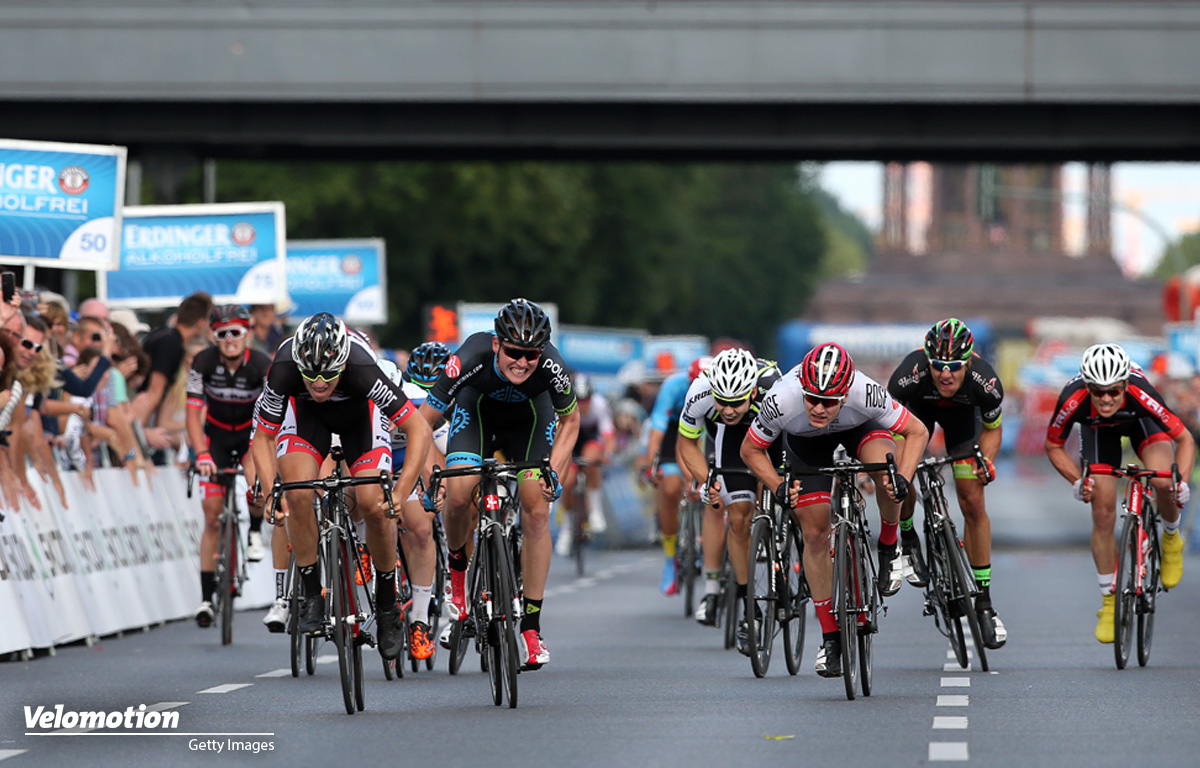 U23-Meister Ackermann setzt sich im Massensprint durch