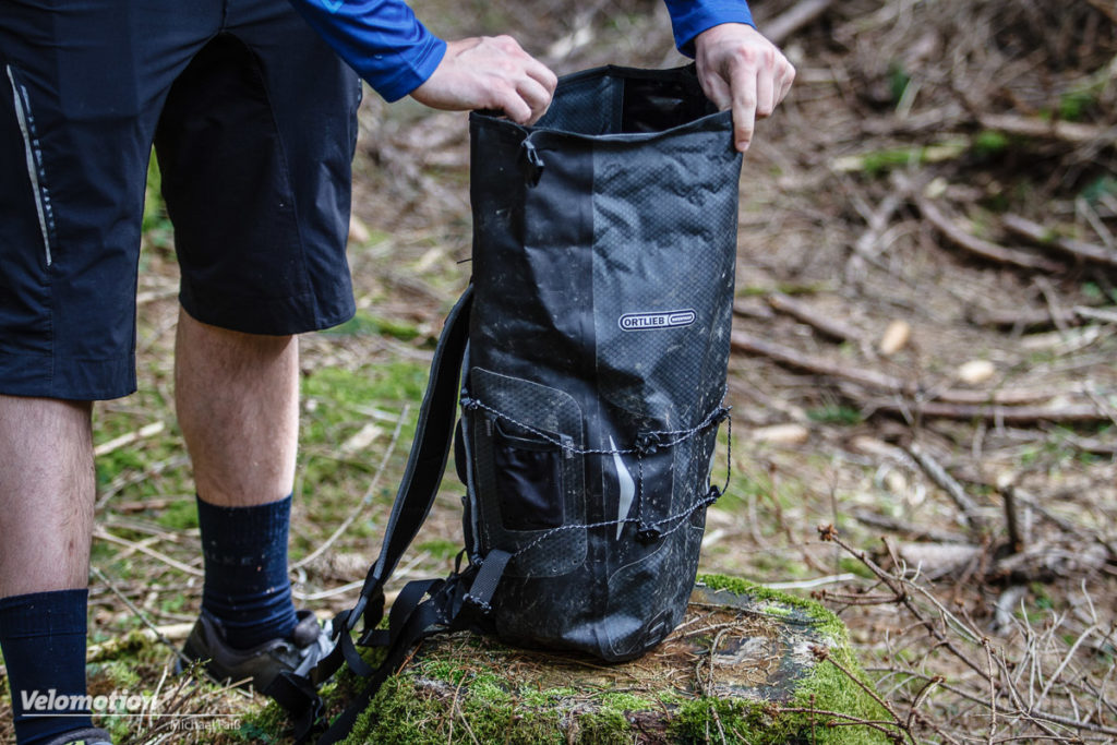 Test: Ortlieb Airflex 11 - Waterproof backpack for day trips - Made in ...