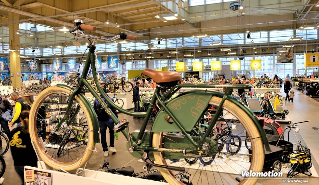 Beide Filialen zählen zu den größten Fahrradläden in Europa