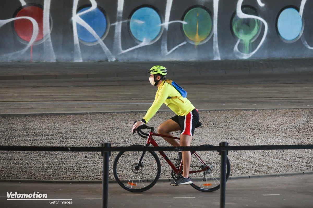 Stricter Corona Measures Cycling Despite The 15 Km Rule Velomotion