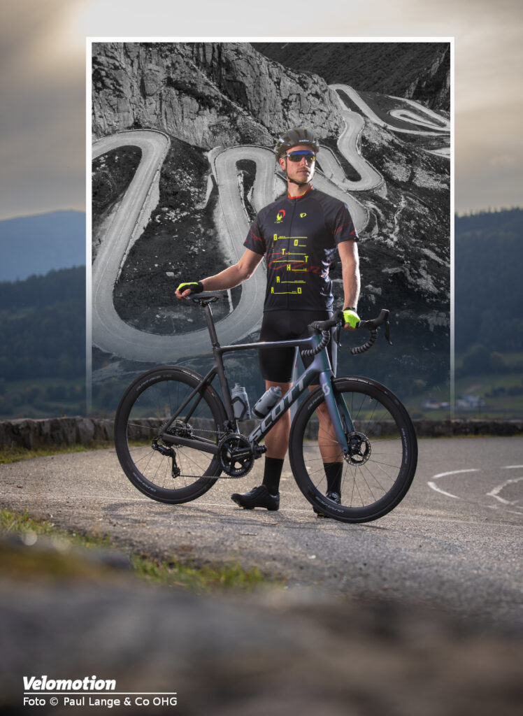 PEARL iZUMi Fahrradtrikots mit epischen Pass- oder Transalp-Motiven